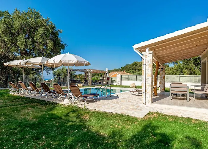Themida - 3 Bedroom Villa Karousádes