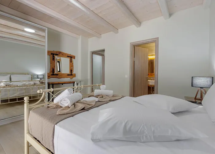 Themida - 3 Bedroom Villa Karousádes